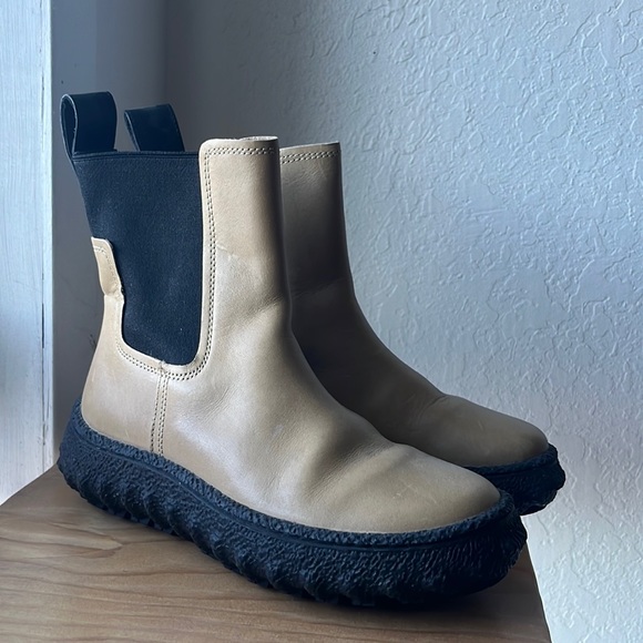 Camper Michelin ground Chelsea elastic shaft boots - Picture 1 of 2